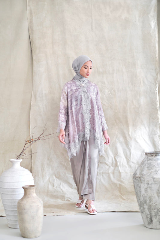 Arunika Lace Silk Batik - Grey
